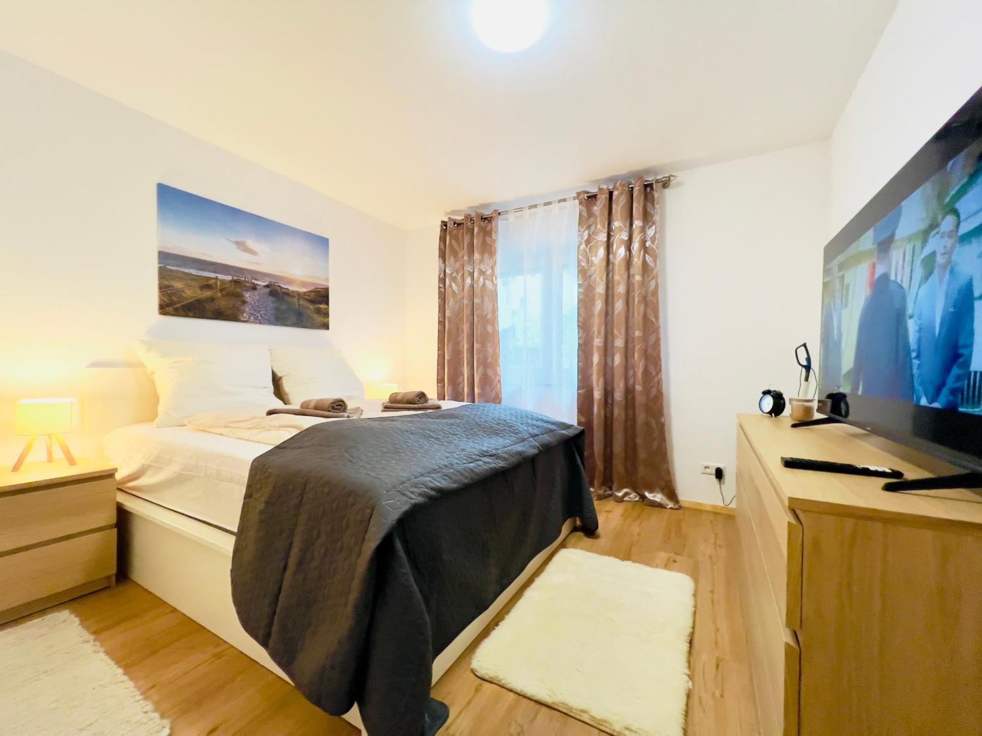 Modern Und Lichtdurchflutet - Ferienwohnung Mit Terrasse Fachbach Exterior foto